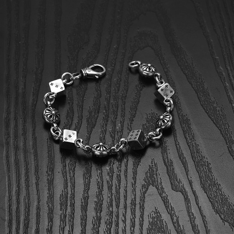 Ch**me He**ts bracelets